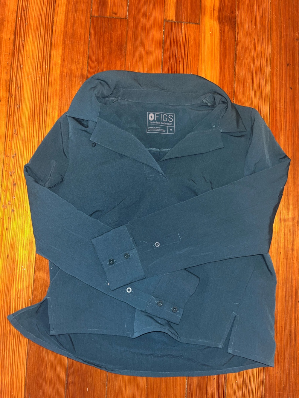 FIGS long sleeve teal scrub top medium